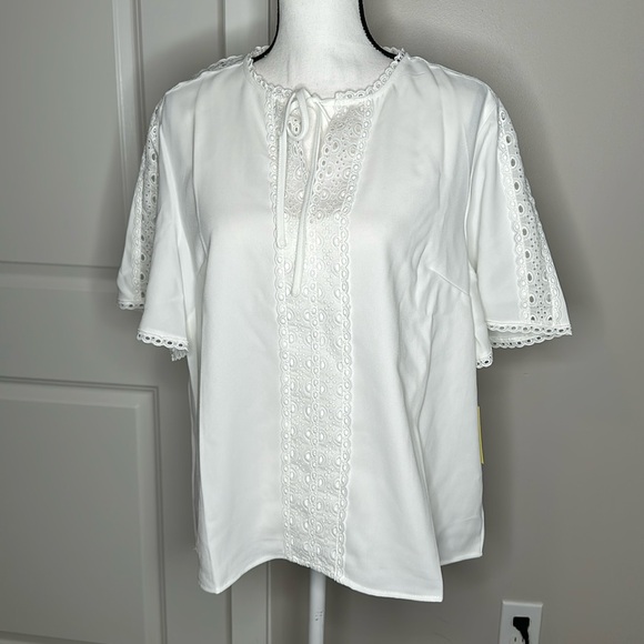 NWT Cece Eyelet Trim Moss Crepe Top - Picture 1 of 8